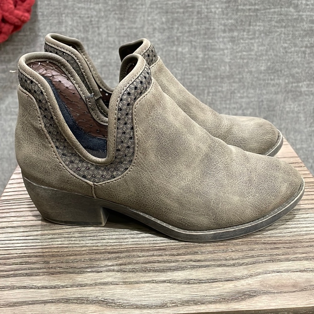 Women’s brown booties